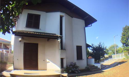 Porzione Villa In Affitto a Rovellasca