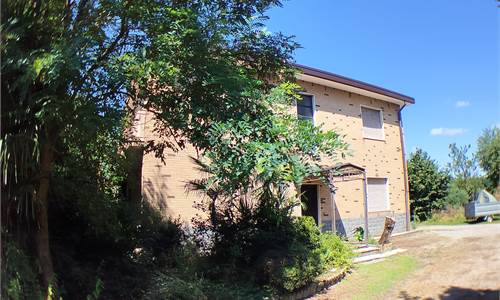 Casa singola In Vendita a Rovellasca