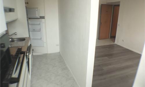 2 locali In Vendita a Rovellasca