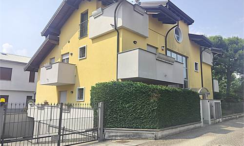 3 locali In Vendita a Rovellasca